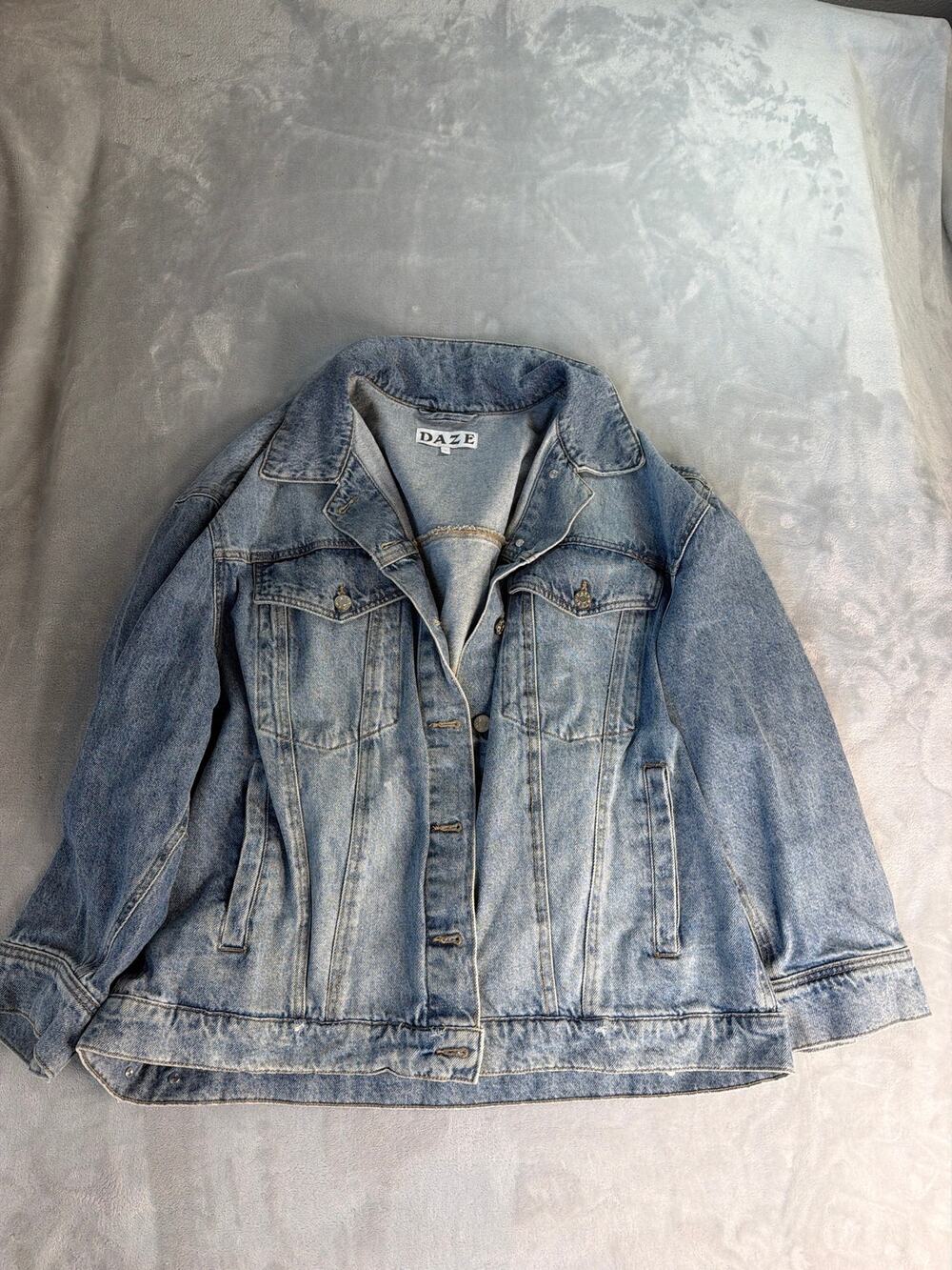 Daze Denim Oversized Denim Jacket Light Wash Large L
